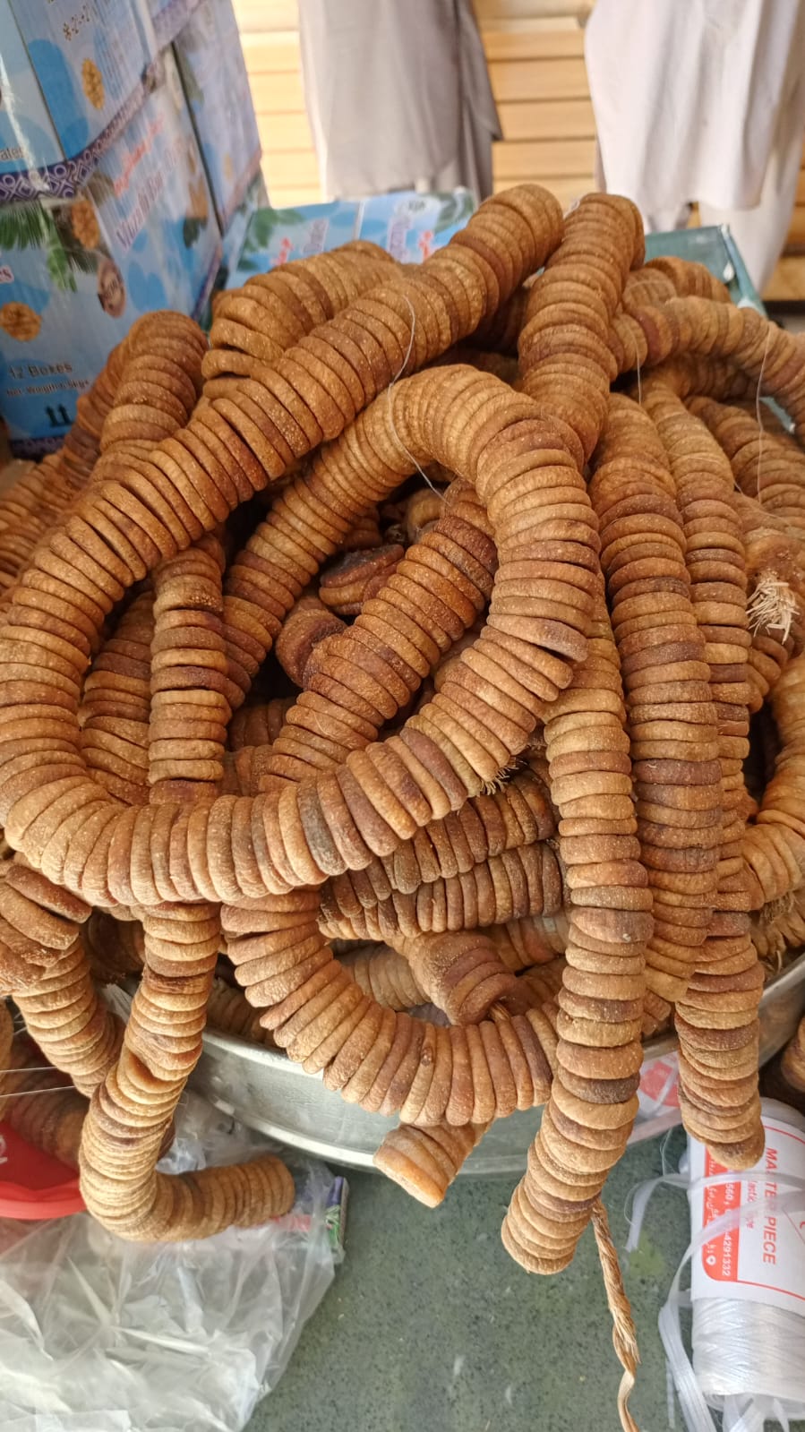 Premium Organic rope Dried Figs (Anjeer) from Skardu Gilgit Baltistan