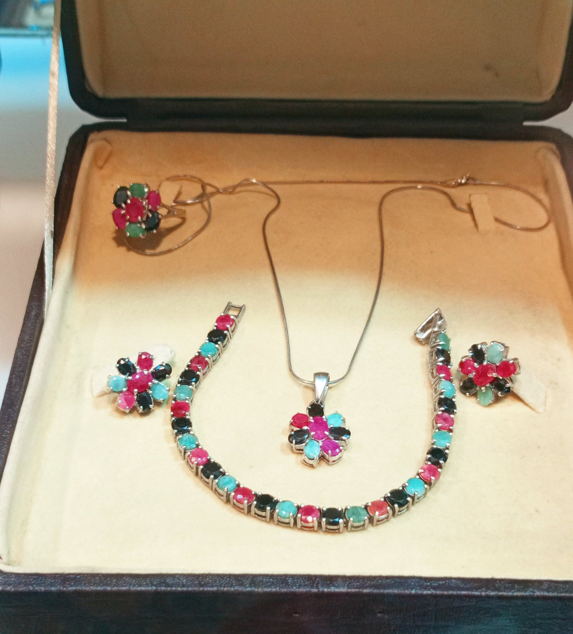 Real Ruby Emerald and Aquamarine Silver Jewelry Set - Handcrafted Natural Gemstone Floral Pendant, Ring, Earrings & Bracelet from Gilgit Baltistan